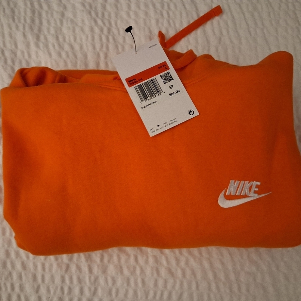 Nike Sportswear Club FleeceVibrant Orange Pullover Hoodie NWT Size Large - Picture 4 of 4
